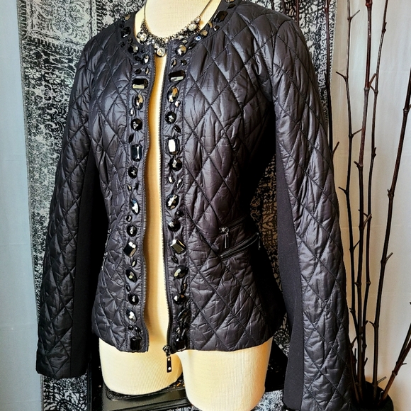 WHBM....STUNNING PUFFER JACKET - Picture 4 of 6